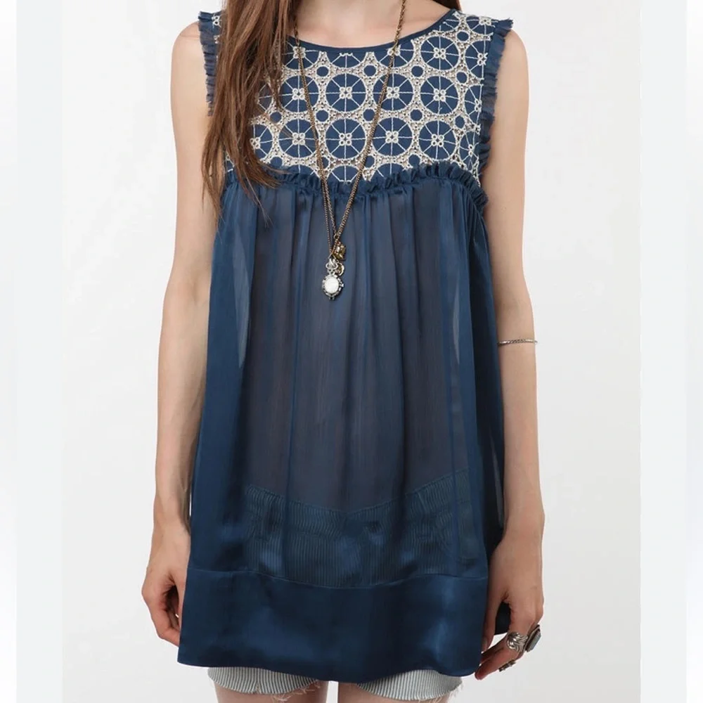 Piplette by Alice Ritter Blue Ruffle‎ Crochet Tank Top Women L Sleeveless Boho